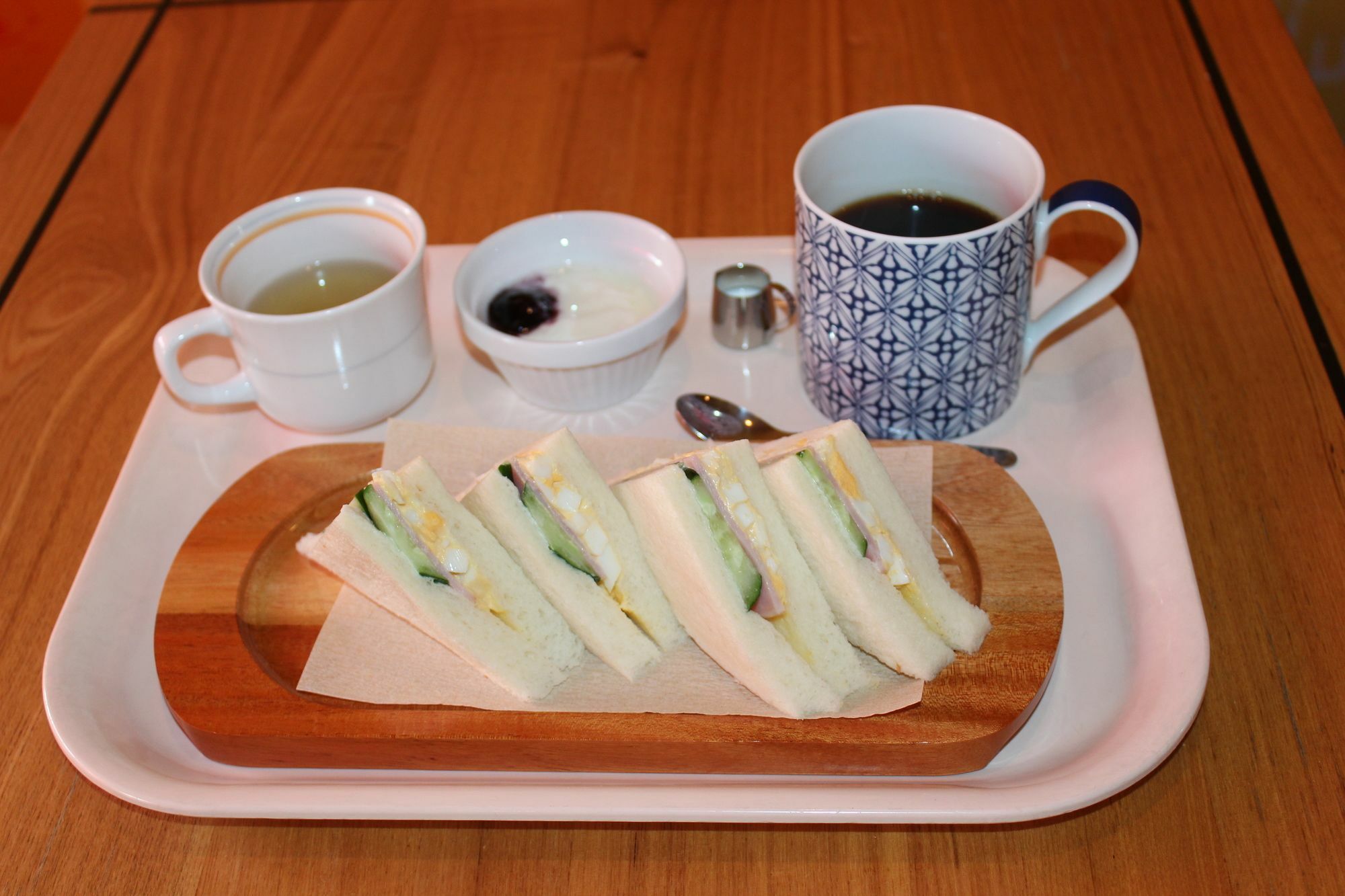 Yadocafe Chelsea'S Rainbow B&B Osaka Exterior foto
